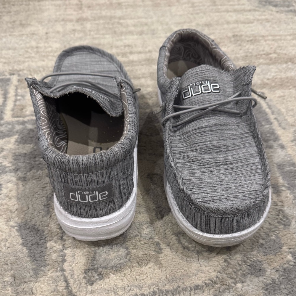 Hey Dude (Youth Size 5) - Picture 3 of 7